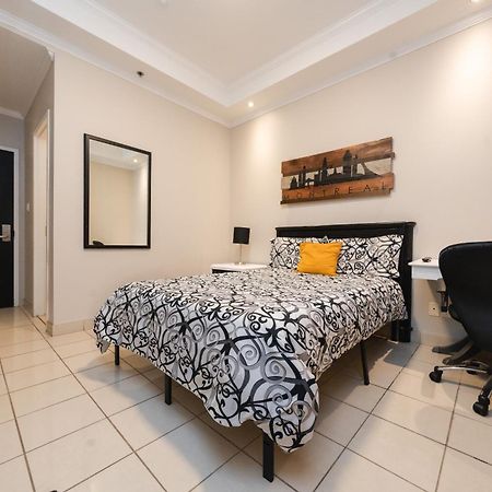 Samesun Montreal Hotel & Hostel Ngoại thất bức ảnh