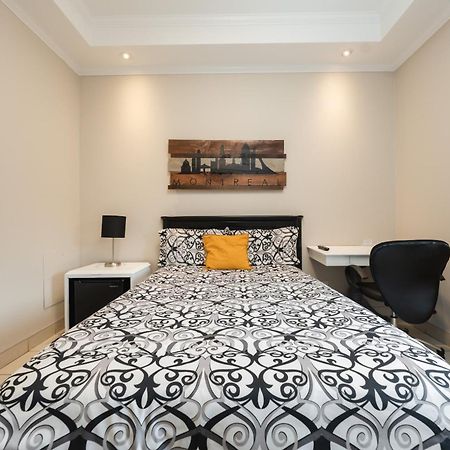 Samesun Montreal Hotel & Hostel Ngoại thất bức ảnh
